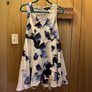 NWT Lulus cocktail dress